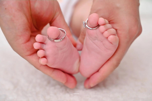 贺州怀孕肚子一边高一边低 贺州怀孕肚子一边高一边低